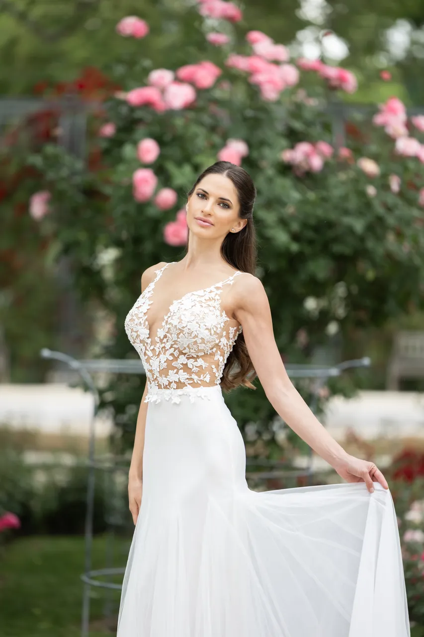 Flora sellő menyasszonyi ruha